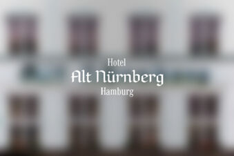 漢堡 Alt N&uuml;rnberg 酒店的外立面有幾扇窗戶，時尚又誘人。