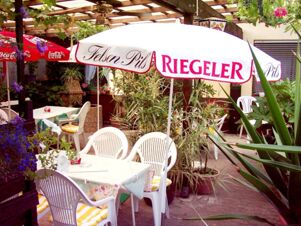 Hotel-Restaurant zum Wilden Mann - терраса