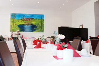 Aariana Hotel - Sal&oacute;n para desayunos