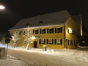 Schlo&szlig;-Hotel Hirschau - Vu d'ext&eacute;rieur