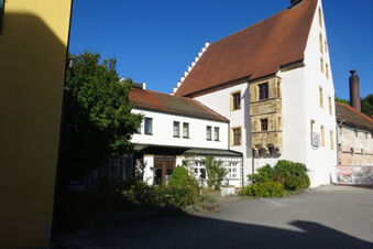 Schlo&szlig;-Hotel Hirschau - Vu d'ext&eacute;rieur